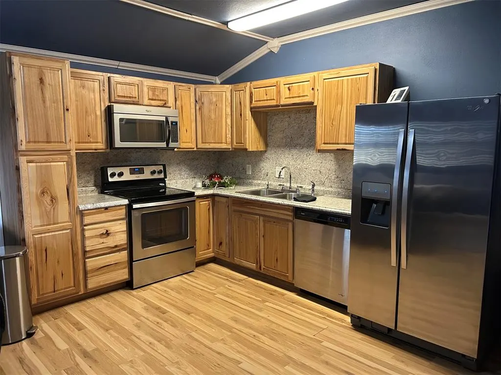 Photo 3 — 12590 E 634 Road, Hennessey, OK 73742