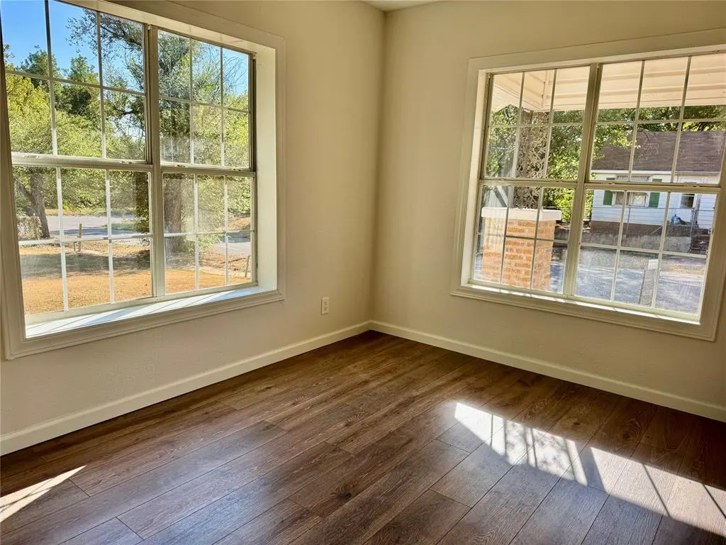 Photo 11 — 517 S 11th Street, Chickasha, OK 73018