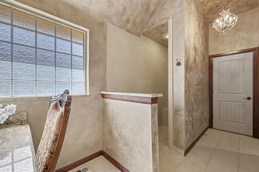 Photo 12 — 11808 Sawgrass Road, Oklahoma City, OK 73162