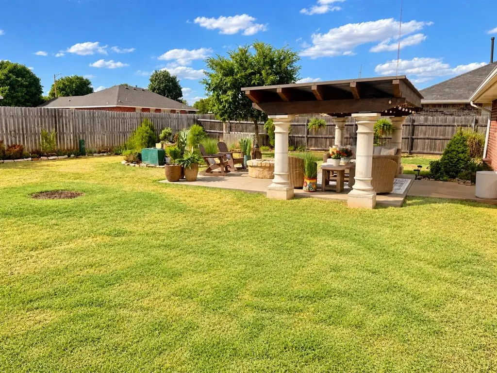Photo 24 — 1751 Kelley Drive, Clinton, OK 73601