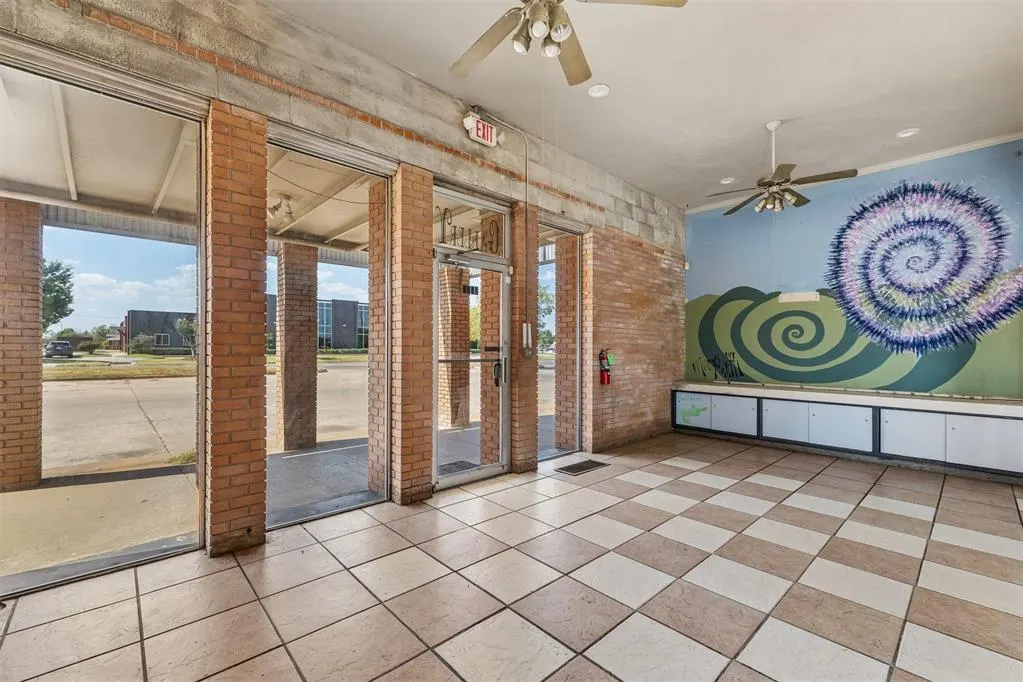 Photo 9 — 1302 N Key Boulevard, Midwest City, OK 73110