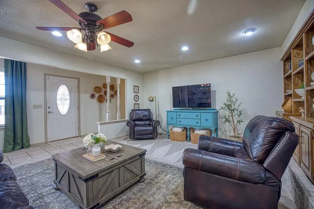 Photo 6 — 605 Hoehner Avenue, Okarche, OK 73762