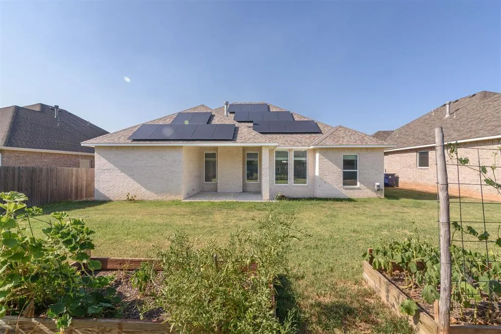 Photo 6 — 5904 NW 158th Street, Edmond, OK 73013