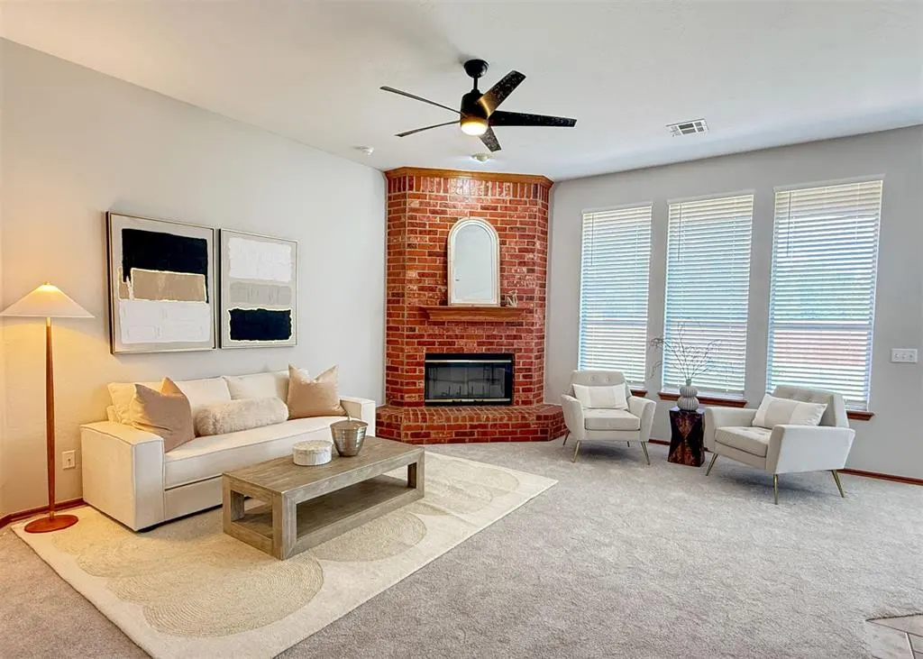 Photo 2 — 18212 Willow Oak Lane, Edmond, OK 73012