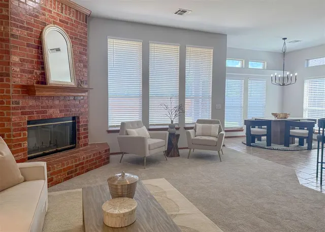 Photo 4 — 18212 Willow Oak Lane, Edmond, OK 73012