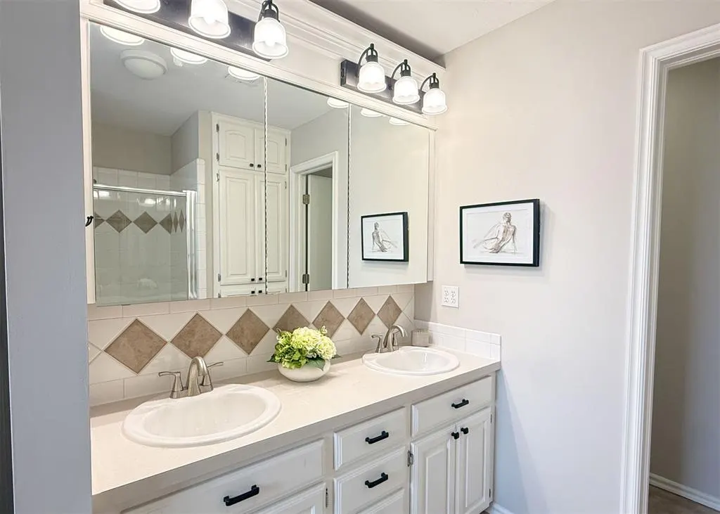 Photo 21 — 18212 Willow Oak Lane, Edmond, OK 73012