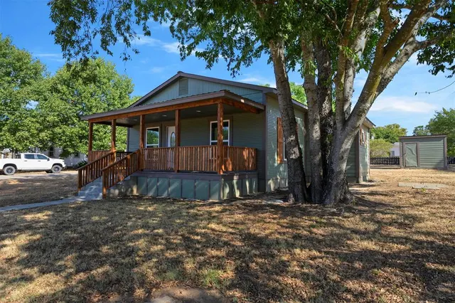 Photo 3 — 211 W Boston Avenue, Fort Towson, OK 74735