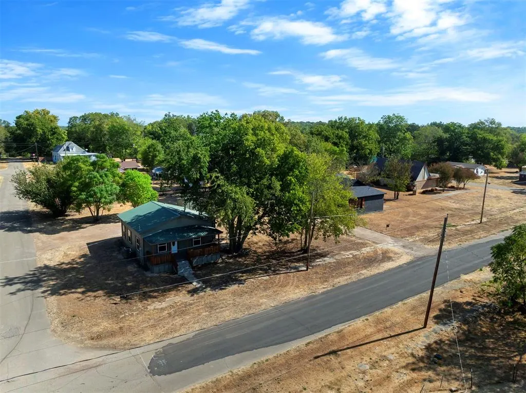 Photo 11 — 211 W Boston Avenue, Fort Towson, OK 74735