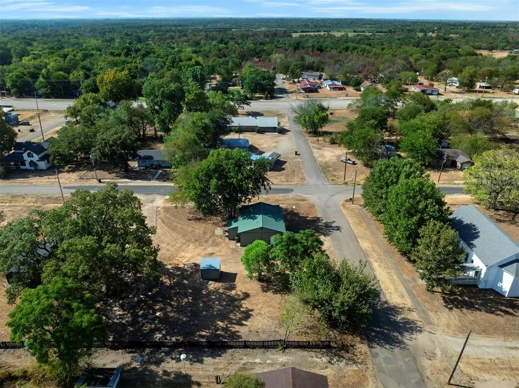 Photo 15 — 211 W Boston Avenue, Fort Towson, OK 74735