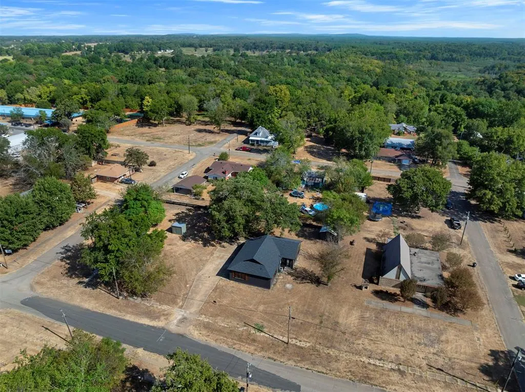 Photo 16 — 211 W Boston Avenue, Fort Towson, OK 74735