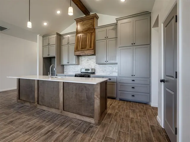Photo 6 — 11813 NW 119th Street, Yukon, OK 73099