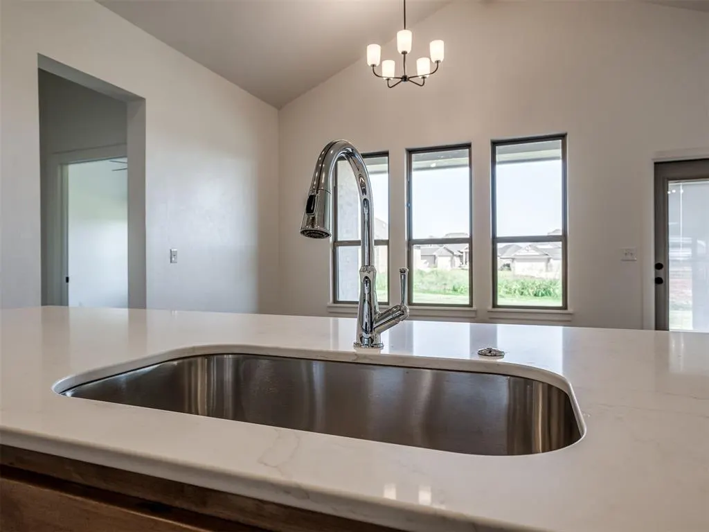 Photo 7 — 11813 NW 119th Street, Yukon, OK 73099