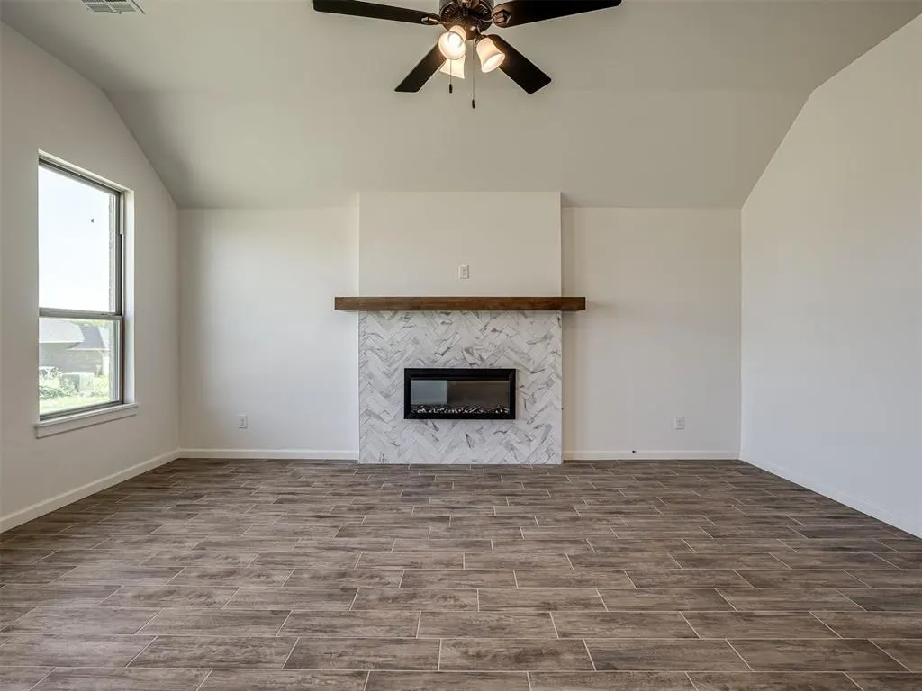 Photo 16 — 11813 NW 119th Street, Yukon, OK 73099