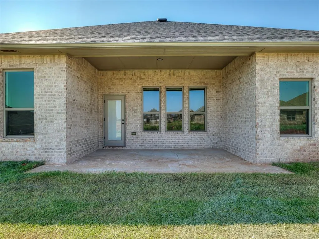 Photo 39 — 11813 NW 119th Street, Yukon, OK 73099