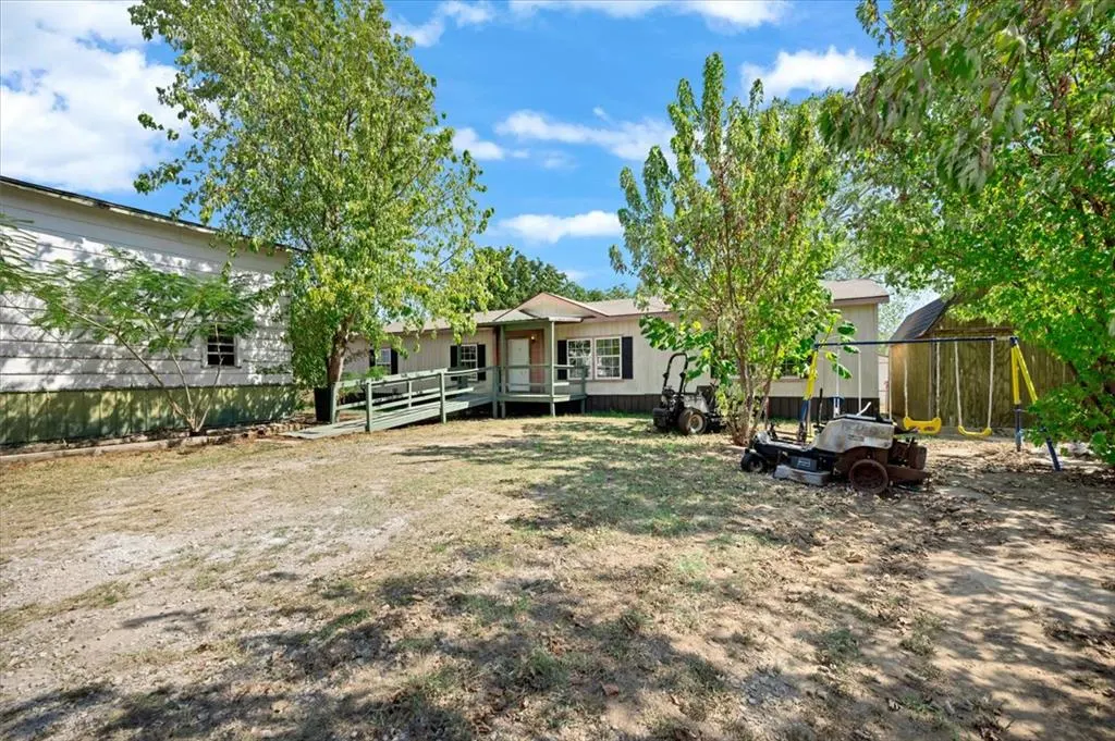 Photo 7 — 827 N Graham Road, Stroud, OK 74079