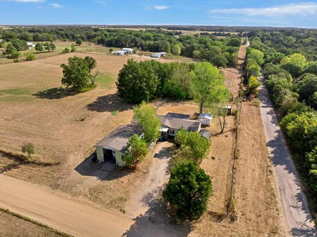 Photo 37 — 827 N Graham Road, Stroud, OK 74079