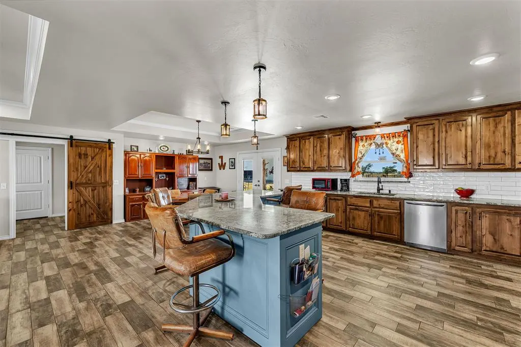 Photo 16 — 18850 SW 44th Street, El Reno, OK 73036