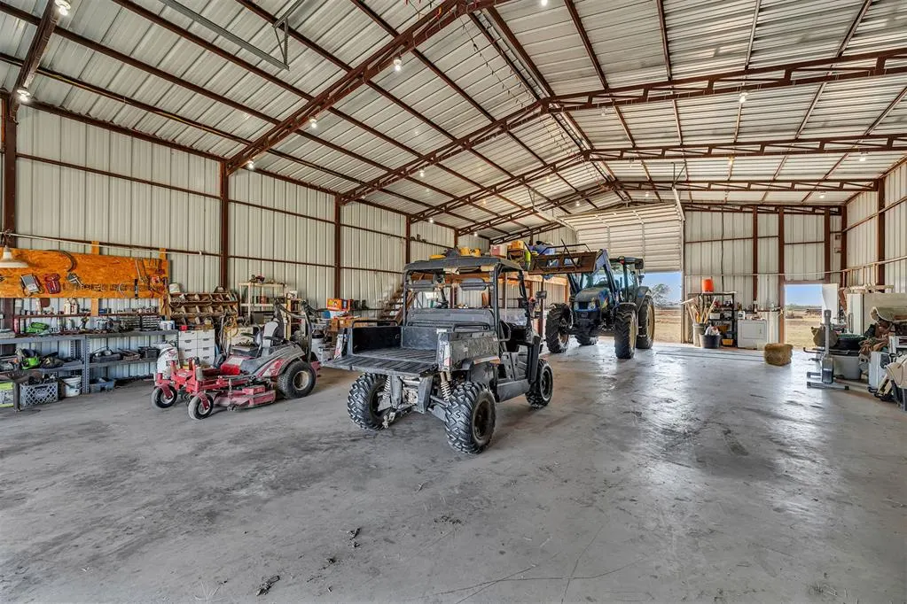 Photo 37 — 18850 SW 44th Street, El Reno, OK 73036