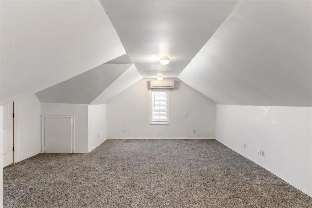 Photo 20 — 1925 NW 38th Street, Oklahoma City, OK 73118