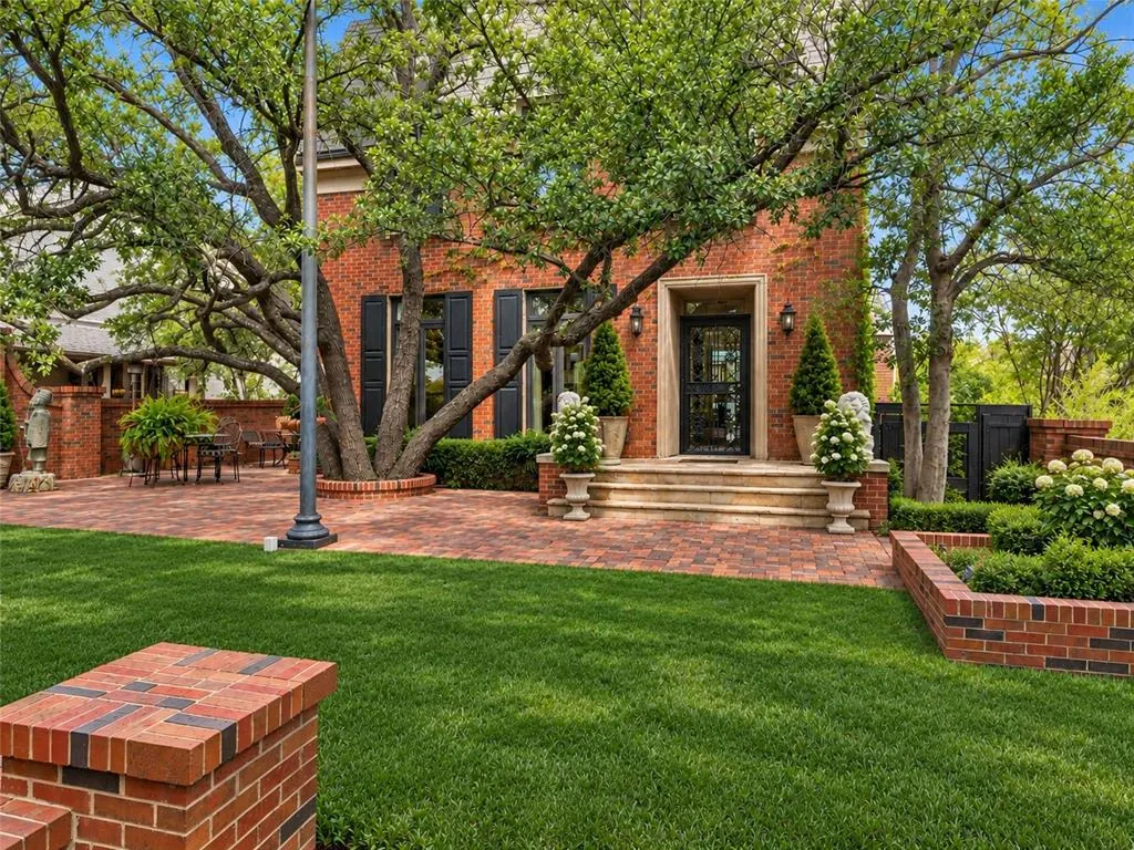 Photo 2 — 3101 NW 63rd Street, Oklahoma City, OK 73116