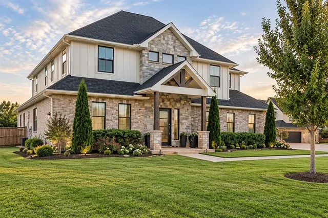 Photo 2 — 22297 Forester Lane, Edmond, OK 73025