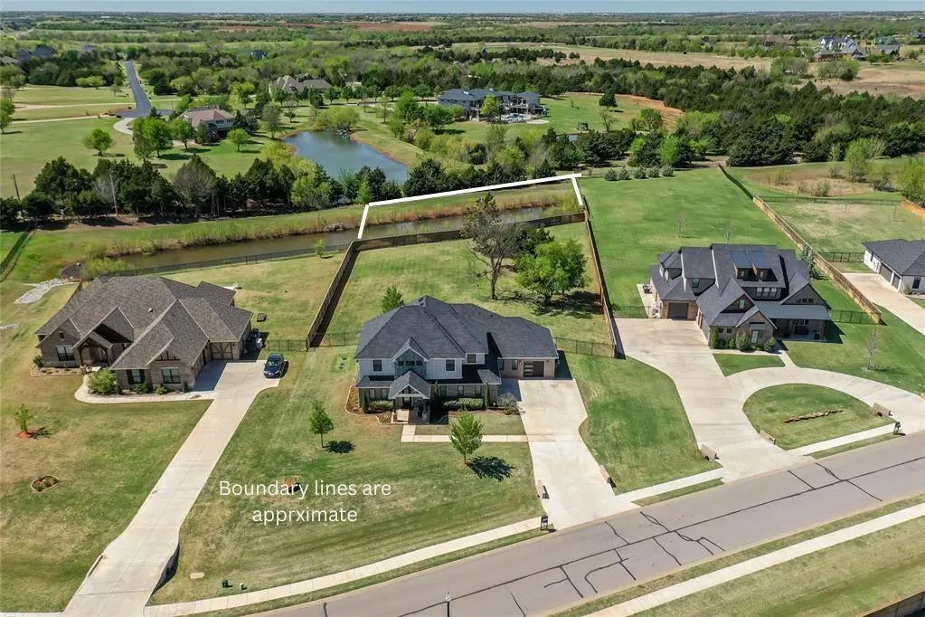 Photo 11 — 22297 Forester Lane, Edmond, OK 73025