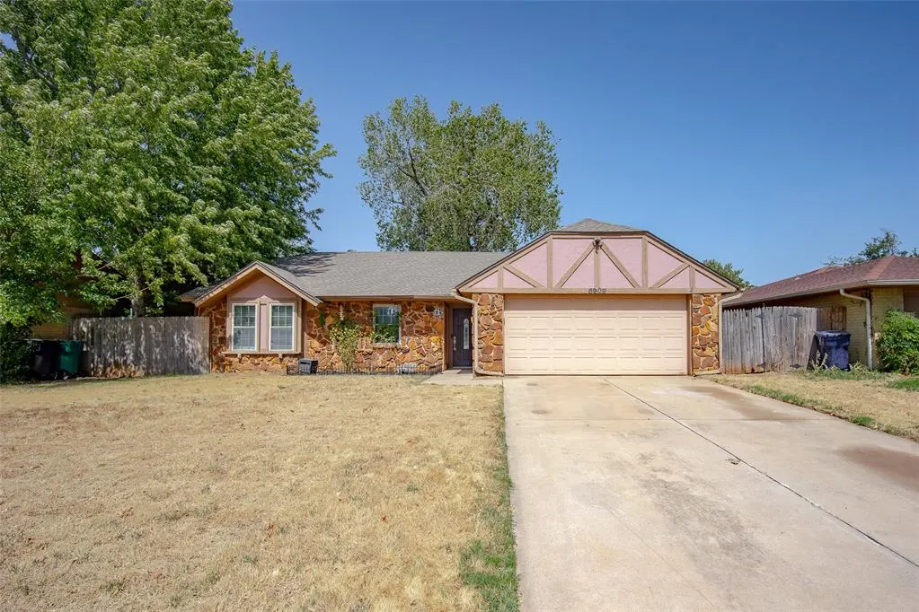 Front exterior — 8909 NW 80th Street, Oklahoma City, OK 73132