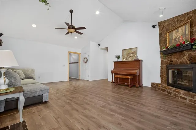 Photo 3 — 8909 NW 80th Street, Oklahoma City, OK 73132