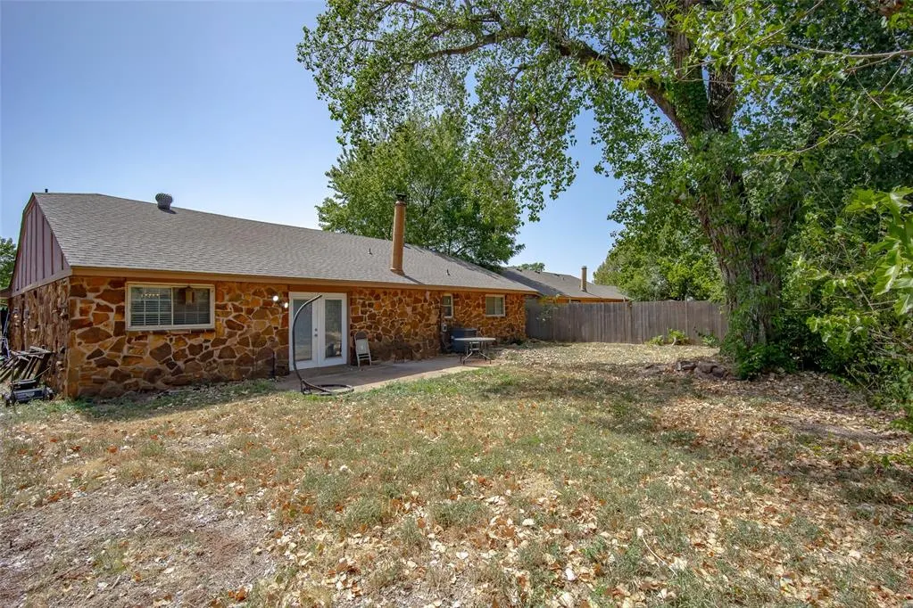 Photo 16 — 8909 NW 80th Street, Oklahoma City, OK 73132