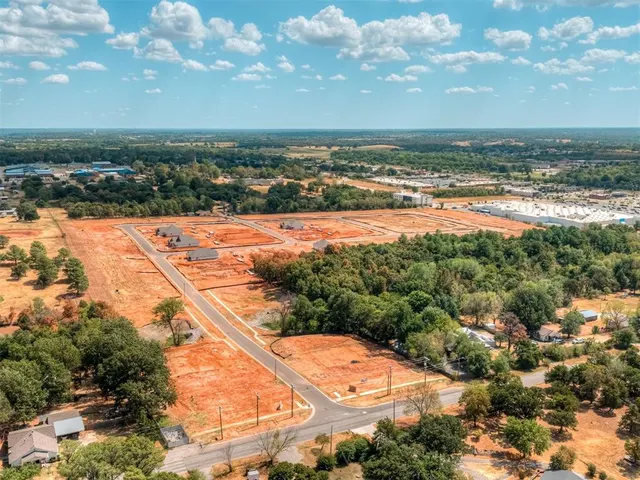 Photo 5 — 14170 Abigail Avenue, Choctaw, OK 73020