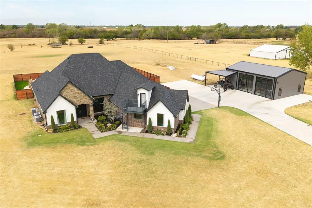 Front exterior — 311 Scissortail Lane, Tuttle, OK 73089