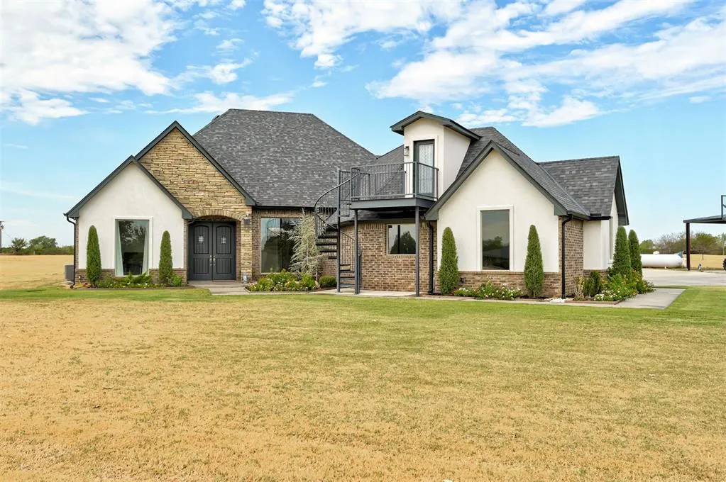 Photo 5 — 311 Scissortail Lane, Tuttle, OK 73089