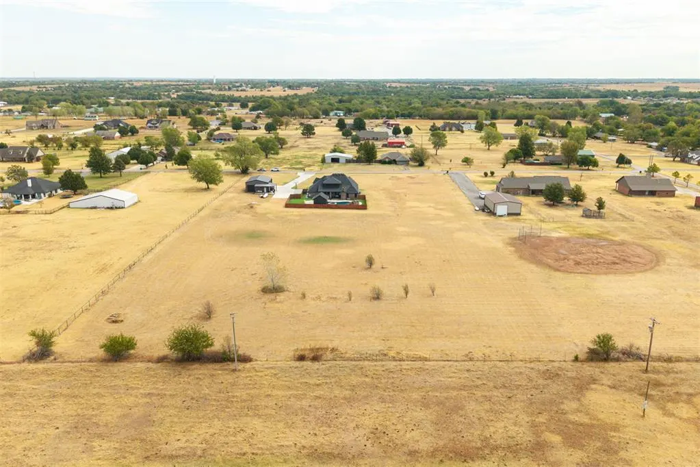 Photo 41 — 311 Scissortail Lane, Tuttle, OK 73089