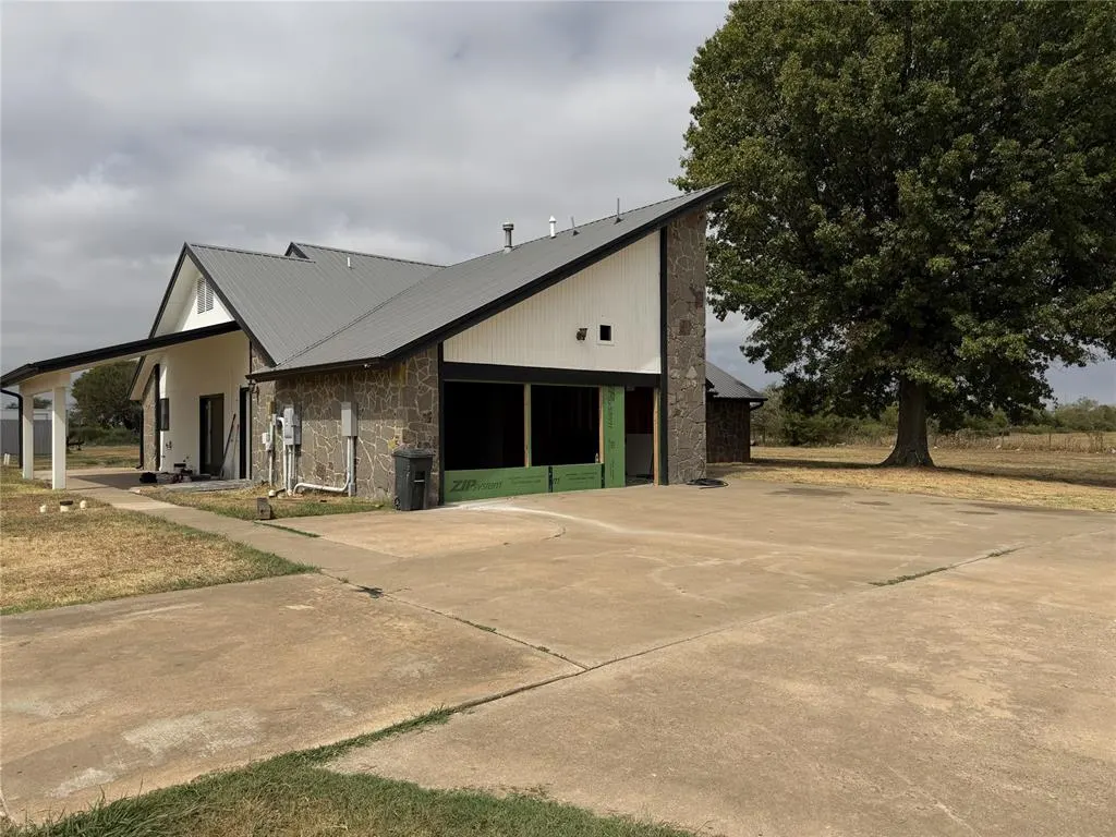 Photo 2 — 5110 N Harrison Street, Shawnee, OK 74804