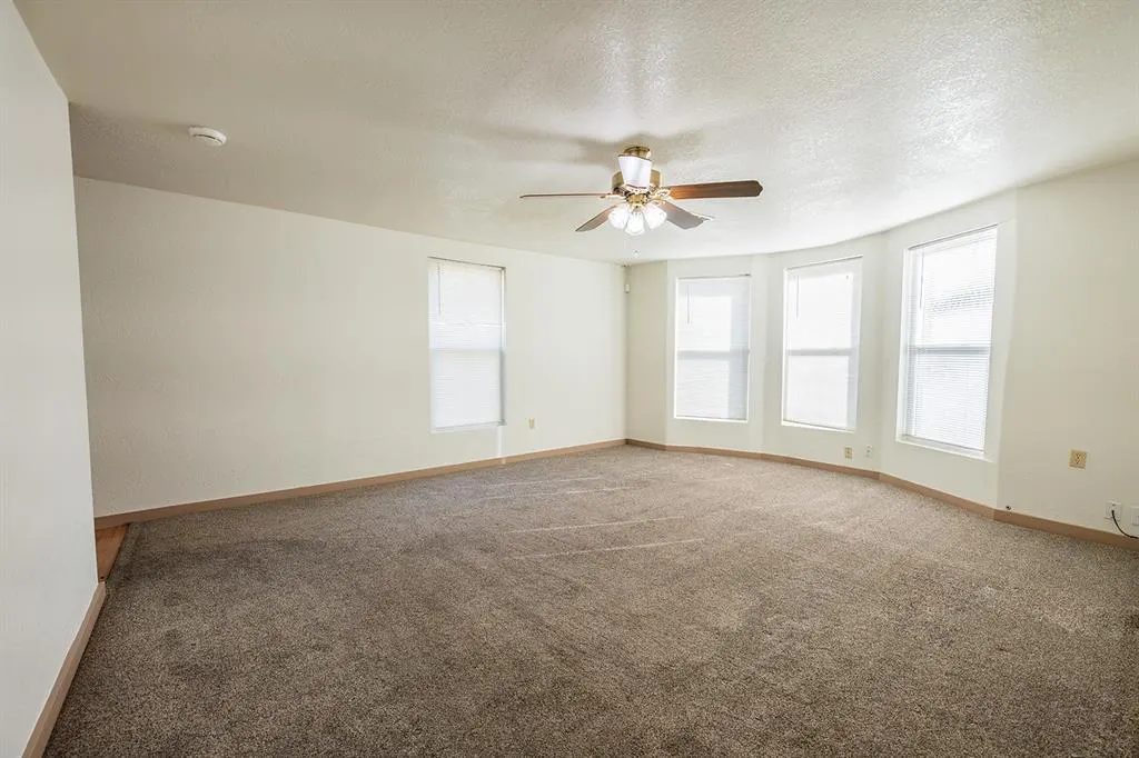 Photo 2 — 603 E Charles Street, Pauls Valley, OK 73075