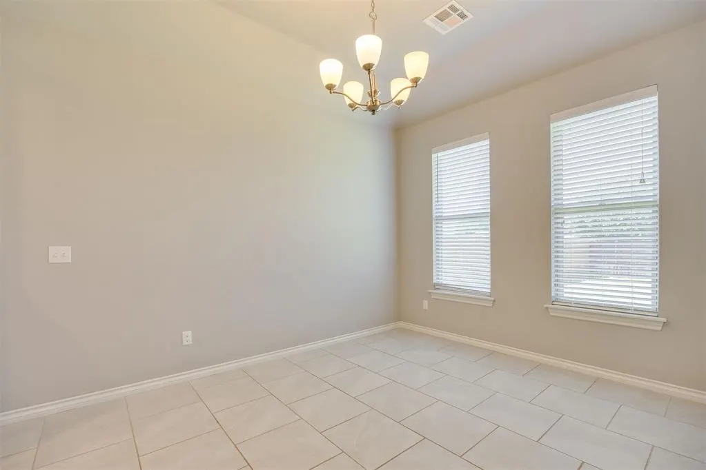 Photo 11 — 3812 Presidio Circle, Norman, OK 73072