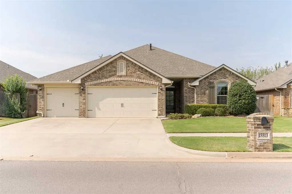 Front exterior — 15513 Cardinal Nest Drive, Edmond, OK 73013