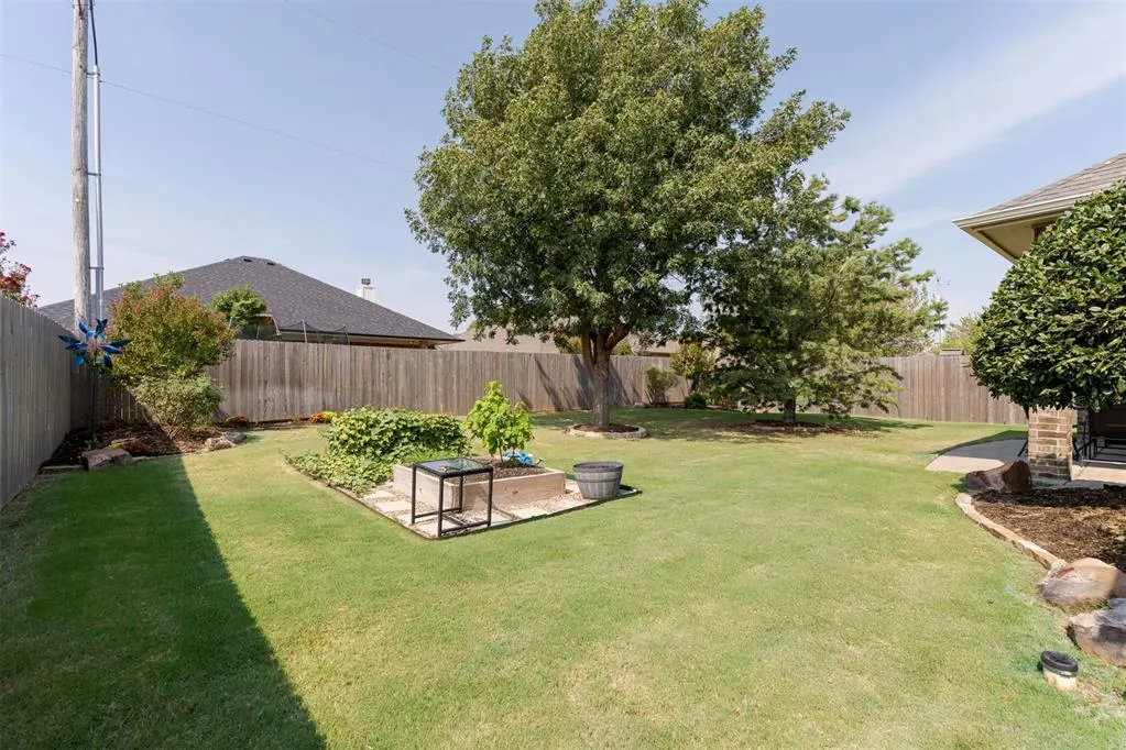 Photo 48 — 15513 Cardinal Nest Drive, Edmond, OK 73013