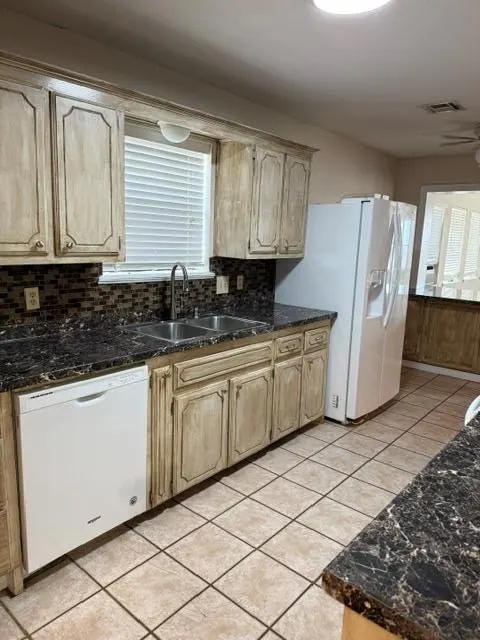 Photo 11 — 620 Taft Street, Altus, OK 73521