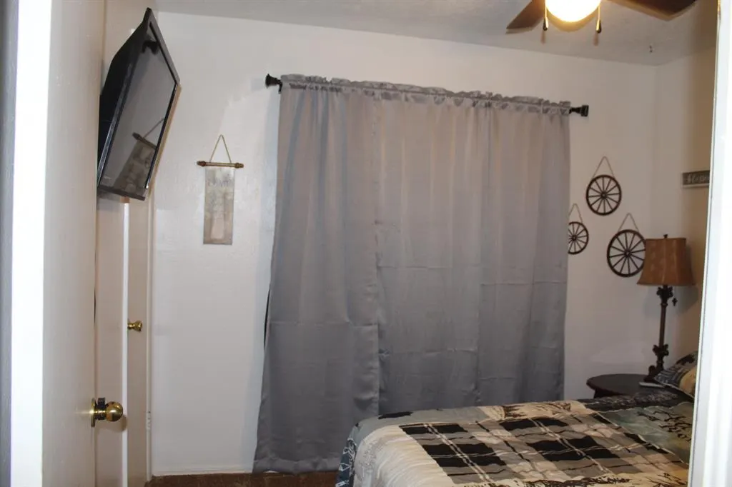 Photo 24 — 408 English Drive, Rush Springs, OK 73082