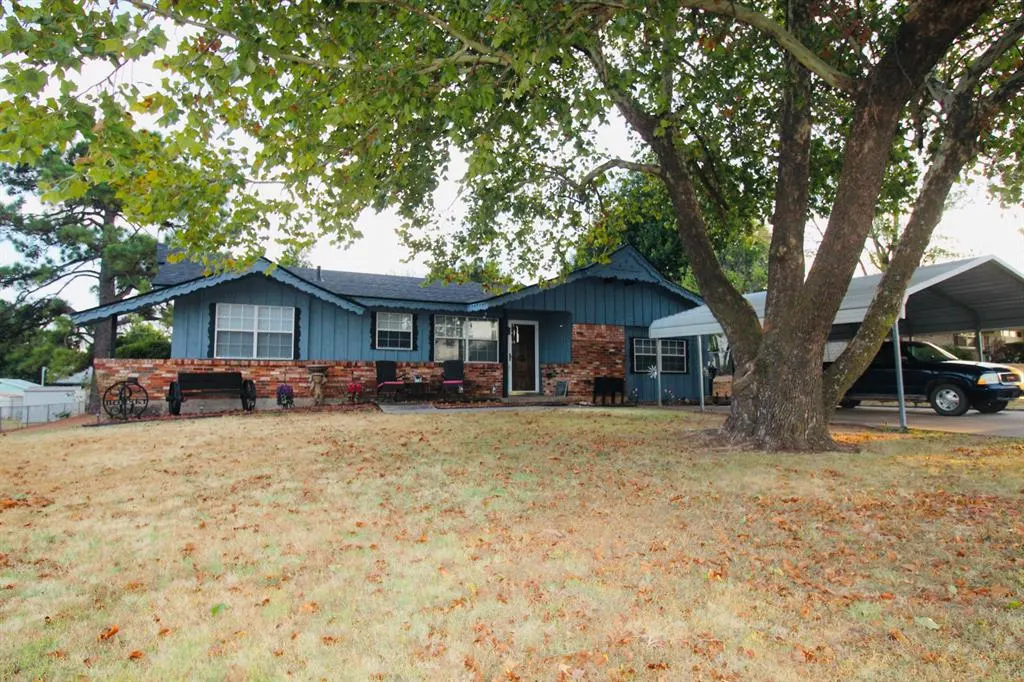 Photo 35 — 408 English Drive, Rush Springs, OK 73082