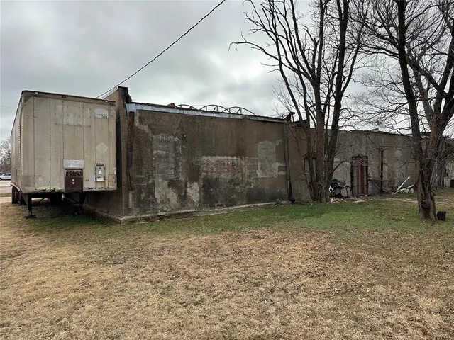 Photo 2 — 107 E Main Street, Carter, OK 73627
