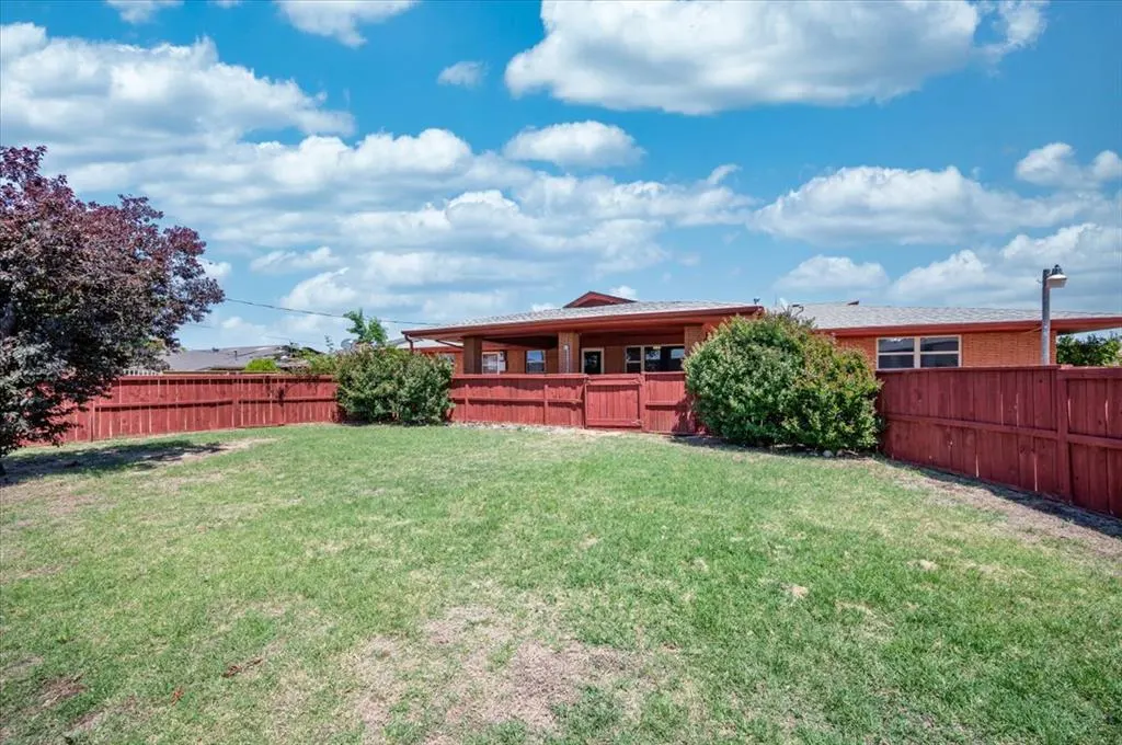Photo 9 — 412 S Carol Street, Carnegie, OK 73015