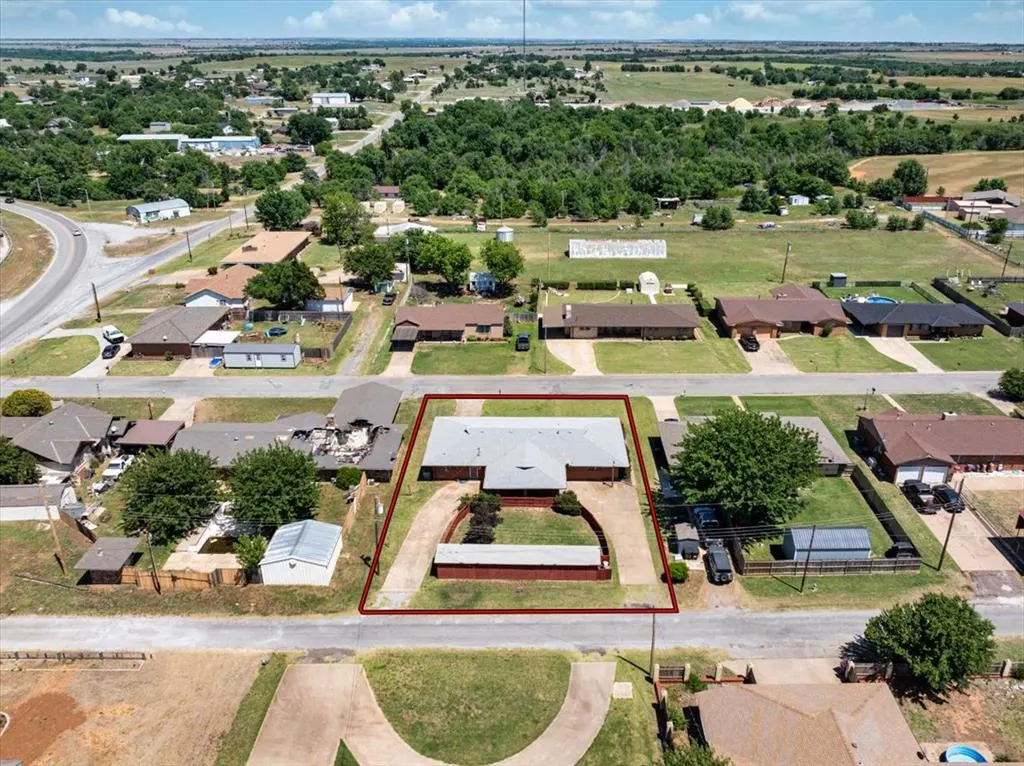 Photo 13 — 412 S Carol Street, Carnegie, OK 73015