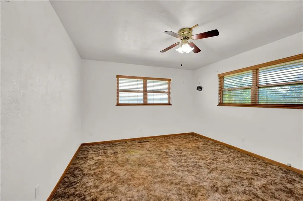 Photo 32 — 412 S Carol Street, Carnegie, OK 73015