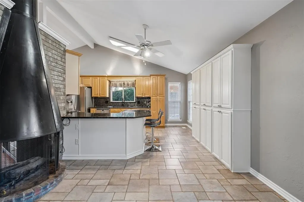 Photo 9 — 3712 NW 70th Street, Oklahoma City, OK 73116