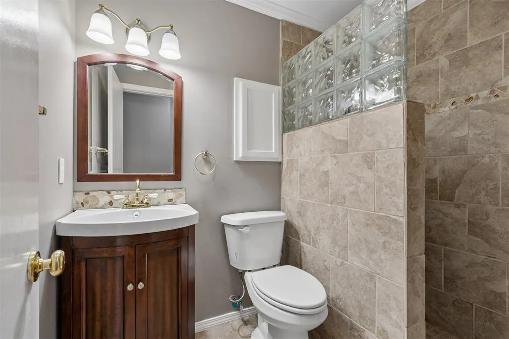 Photo 24 — 3712 NW 70th Street, Oklahoma City, OK 73116