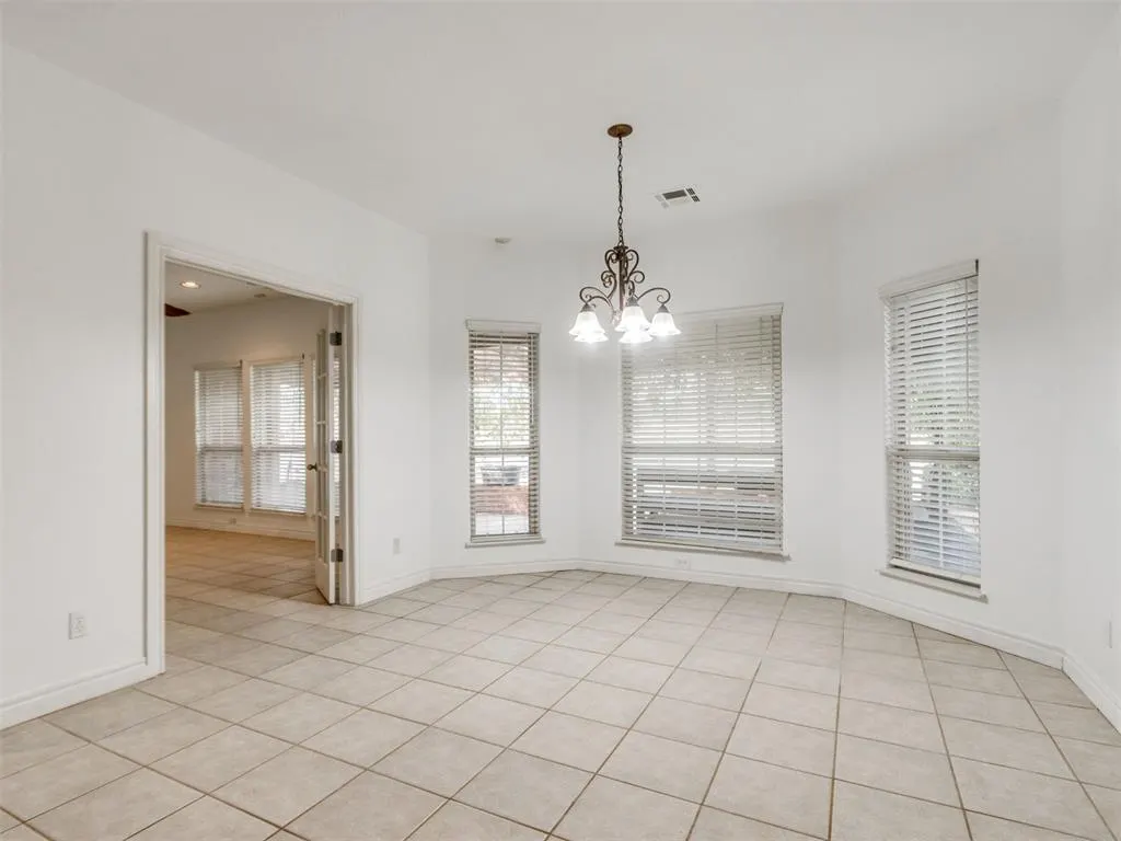 Photo 14 — 1502 N Windmill Ridge Drive, Shawnee, OK 74804