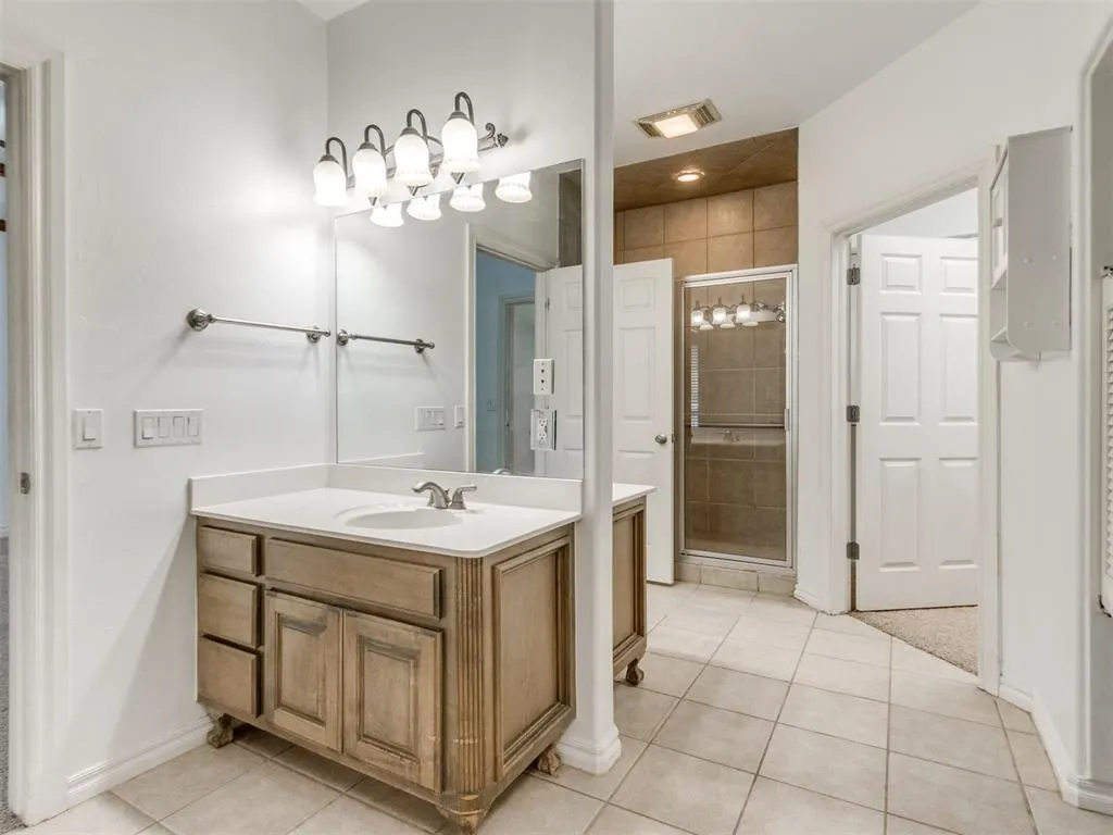 Photo 18 — 1502 N Windmill Ridge Drive, Shawnee, OK 74804