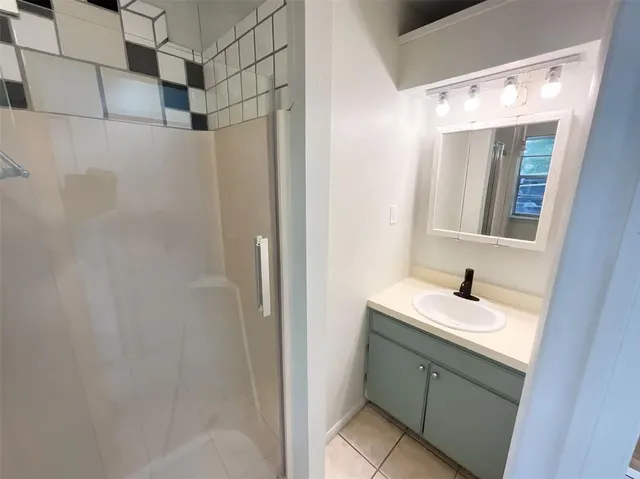 Photo 8 — 323 W 7th Street, Chandler, OK 74834